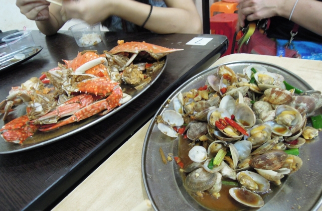 Fresh crab, clams, and shrimp (not pictured). Eating crab is a bit difficult as no tools are provided- just have to rely on your hands and teeth.